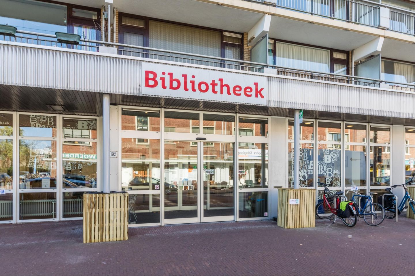 Photo 40 of Van Lansbergestraat 156