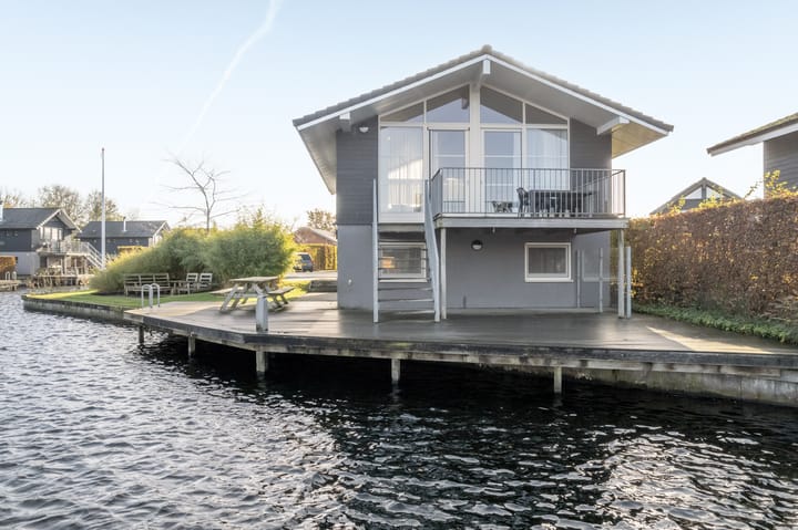 Foto 2 van Jongebuorren 25