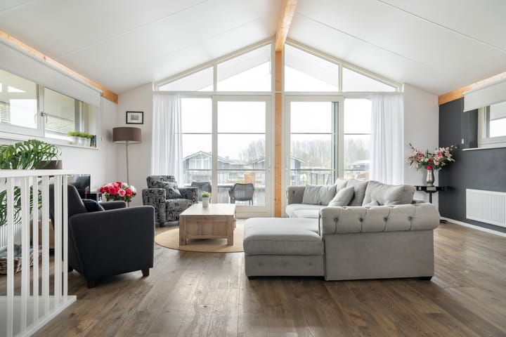 Foto 3 van Jongebuorren 25