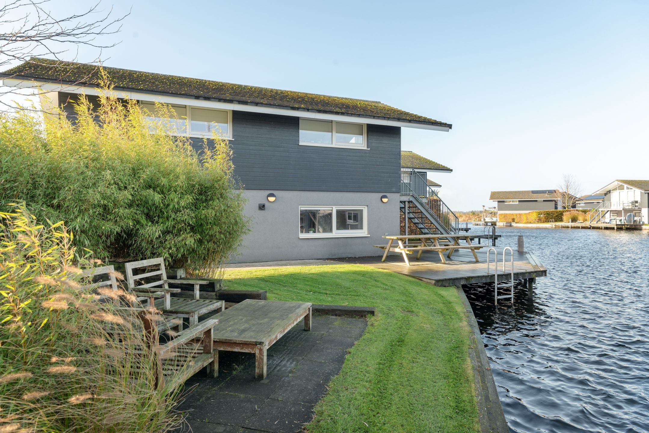 Foto 9 van Jongebuorren 25