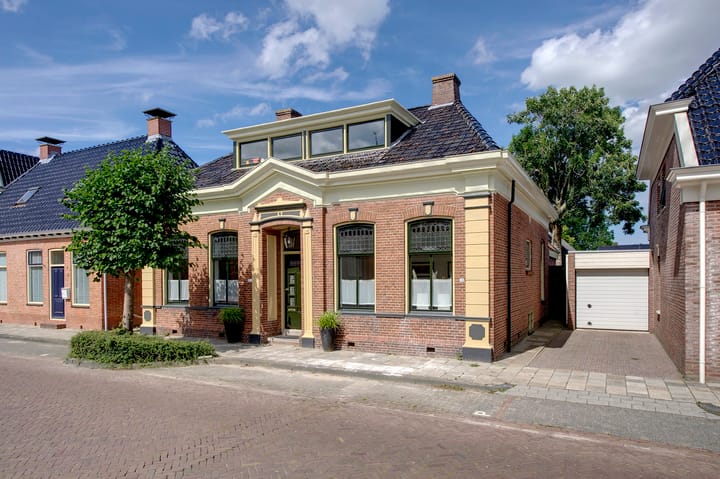 Photo 47 of Schoolstraat 60-A