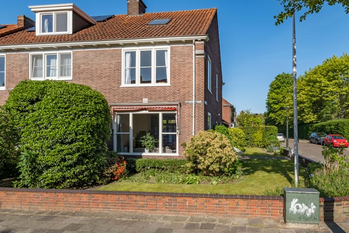 Foto 9 van Helmersstraat 1