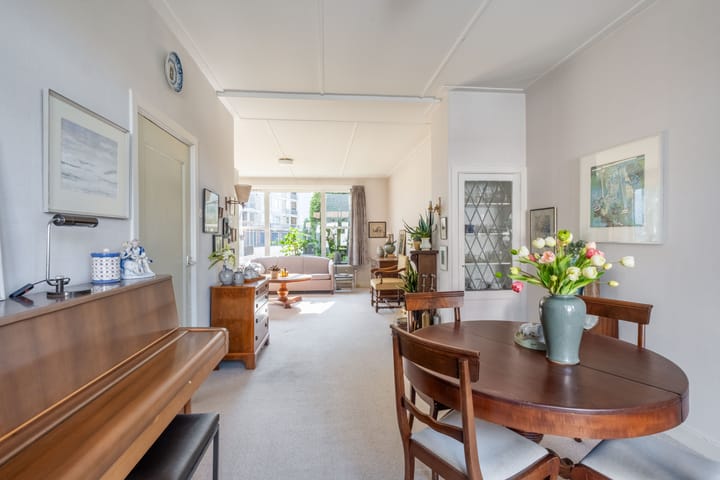 Foto 30 van Helmersstraat 1