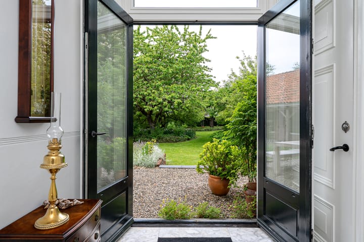 Photo 11 of Tsjerkeleane 1