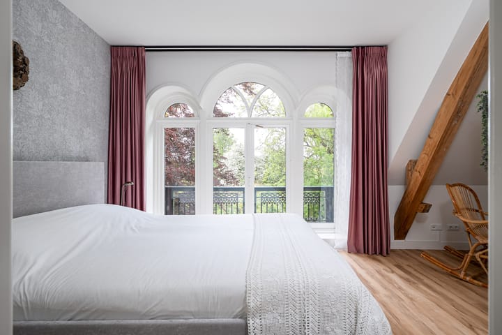 Photo 33 of Tsjerkeleane 1