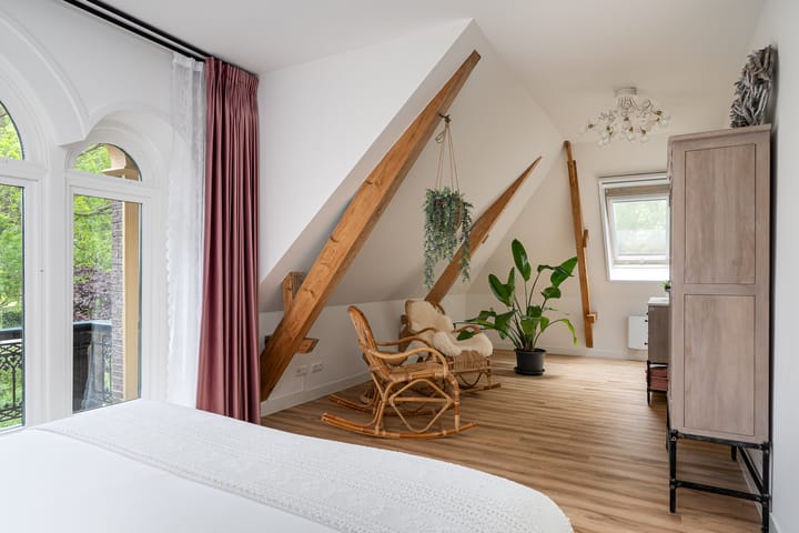 Photo 34 of Tsjerkeleane 1