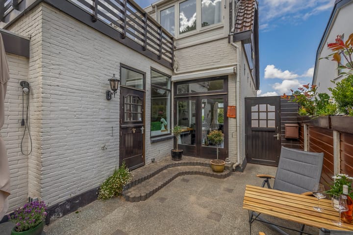 Foto 33 van Badhoevelaan 30