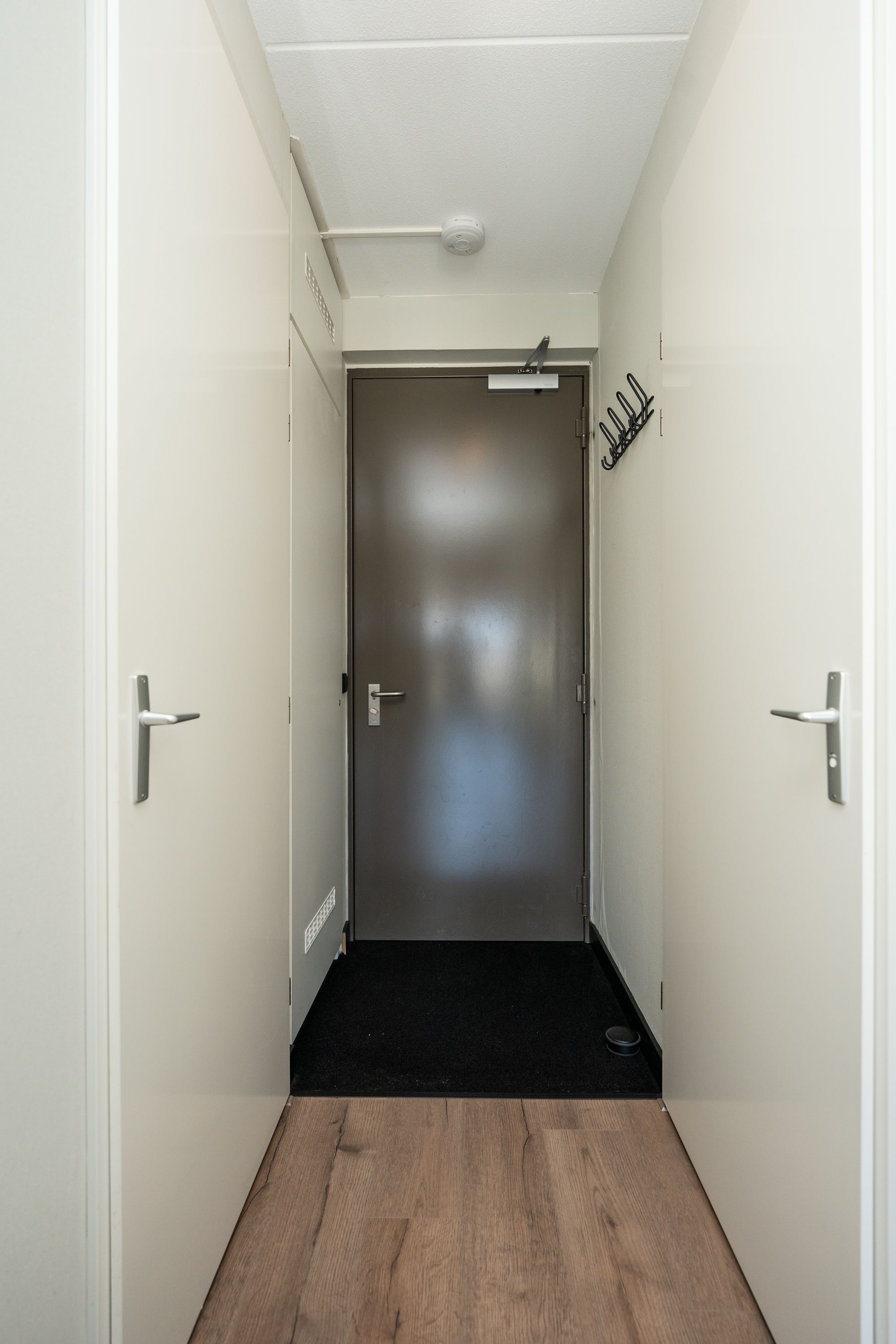 Foto 9 van Nikadel 26-J