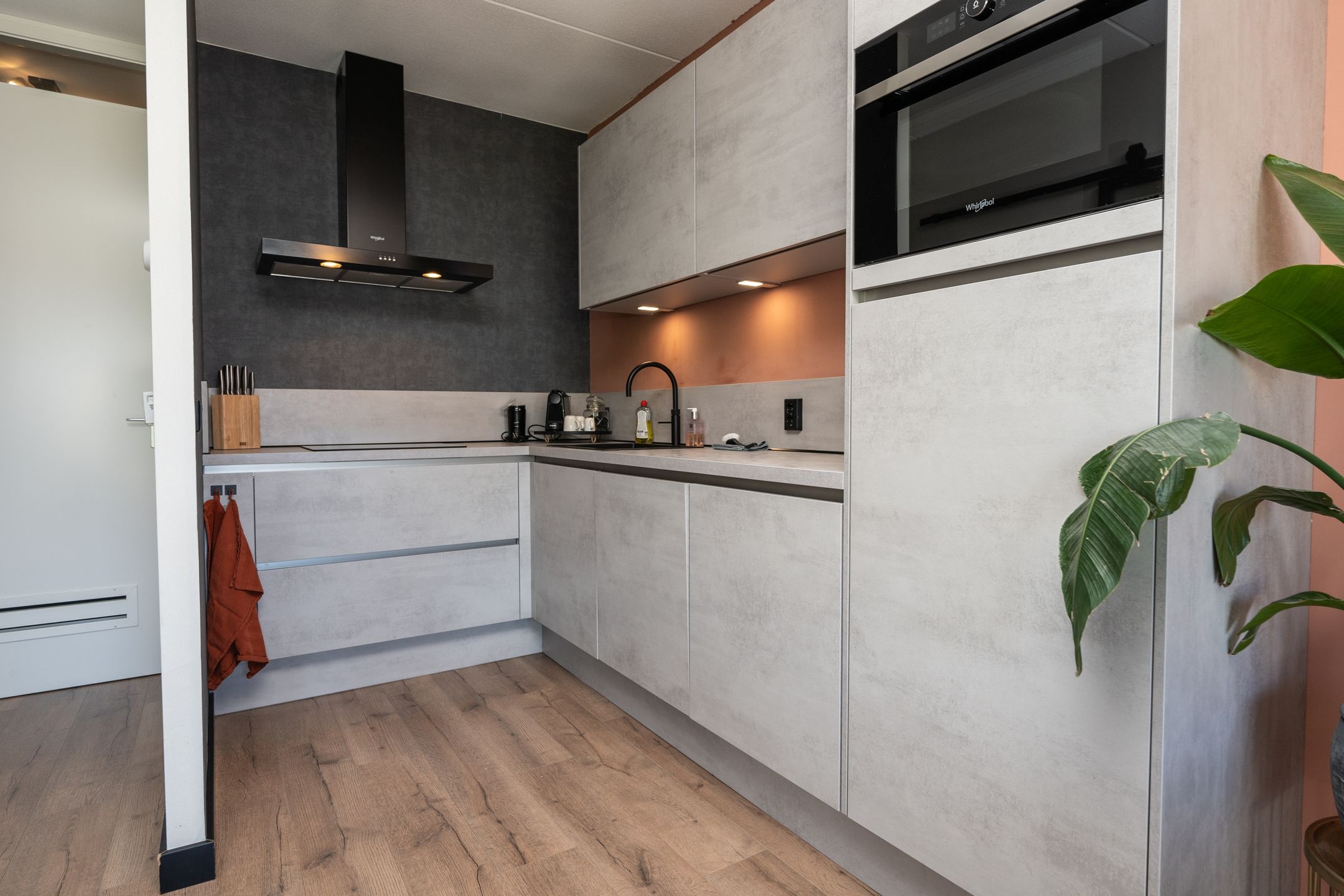 Foto 21 van Nikadel 26-J