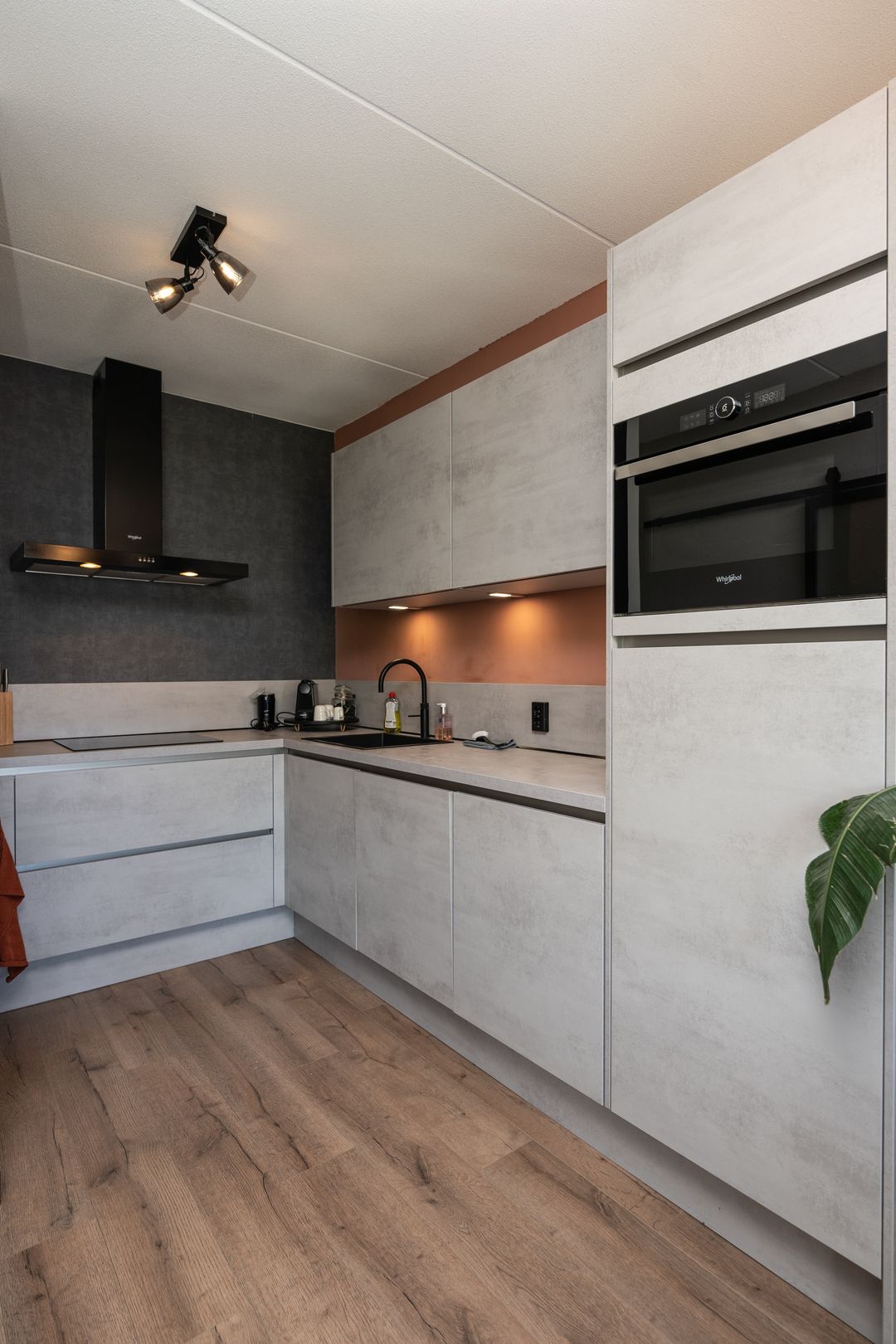 Foto 22 van Nikadel 26-J