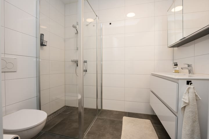 Foto 24 van Nikadel 26-J