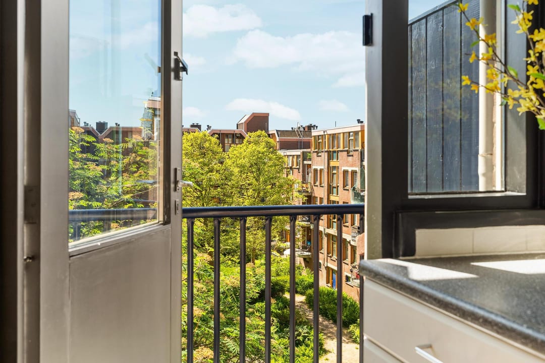 Foto 16 van Beukenplein 20-3