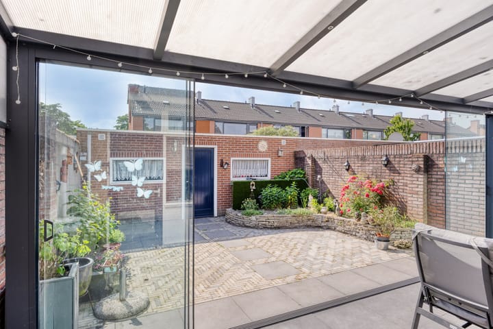 Foto 25 van van Randerodestraat 79