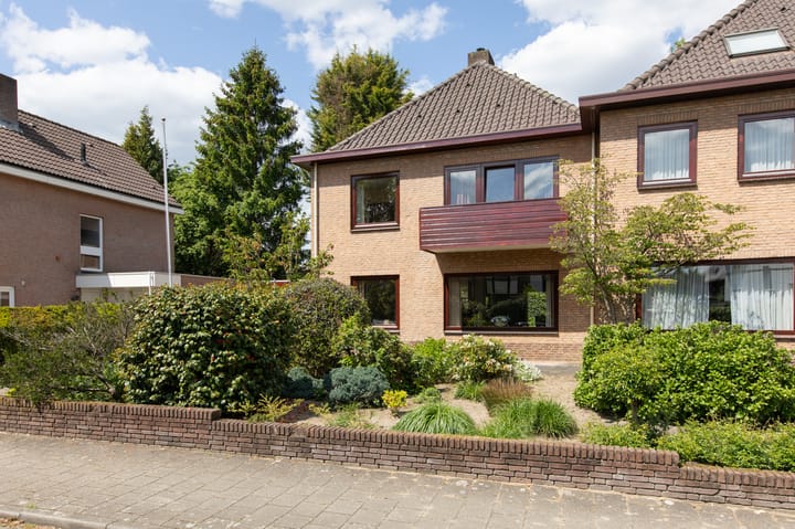 Foto 38 van Overbeeksingel 4