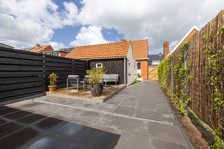 Foto 28 van Dirck Raphaëlsz Camphuysenstraat 29