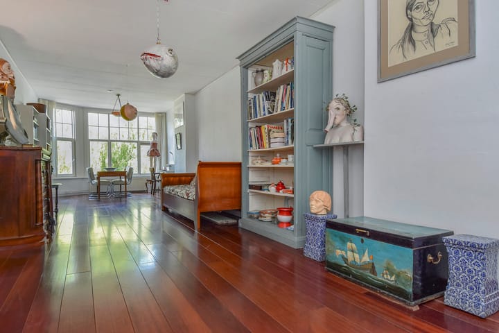 Photo 4 of Valkenboskade 621