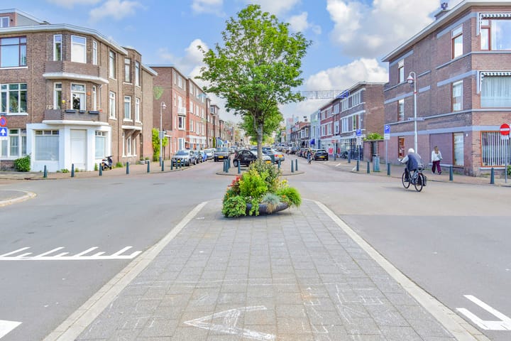 Photo 38 of Valkenboskade 621