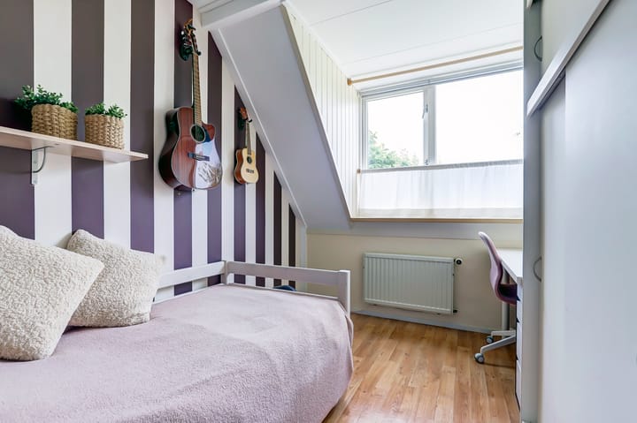 Photo 12 of Zeearend 24