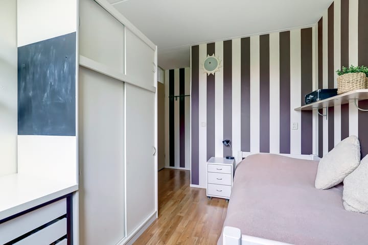 Photo 13 of Zeearend 24