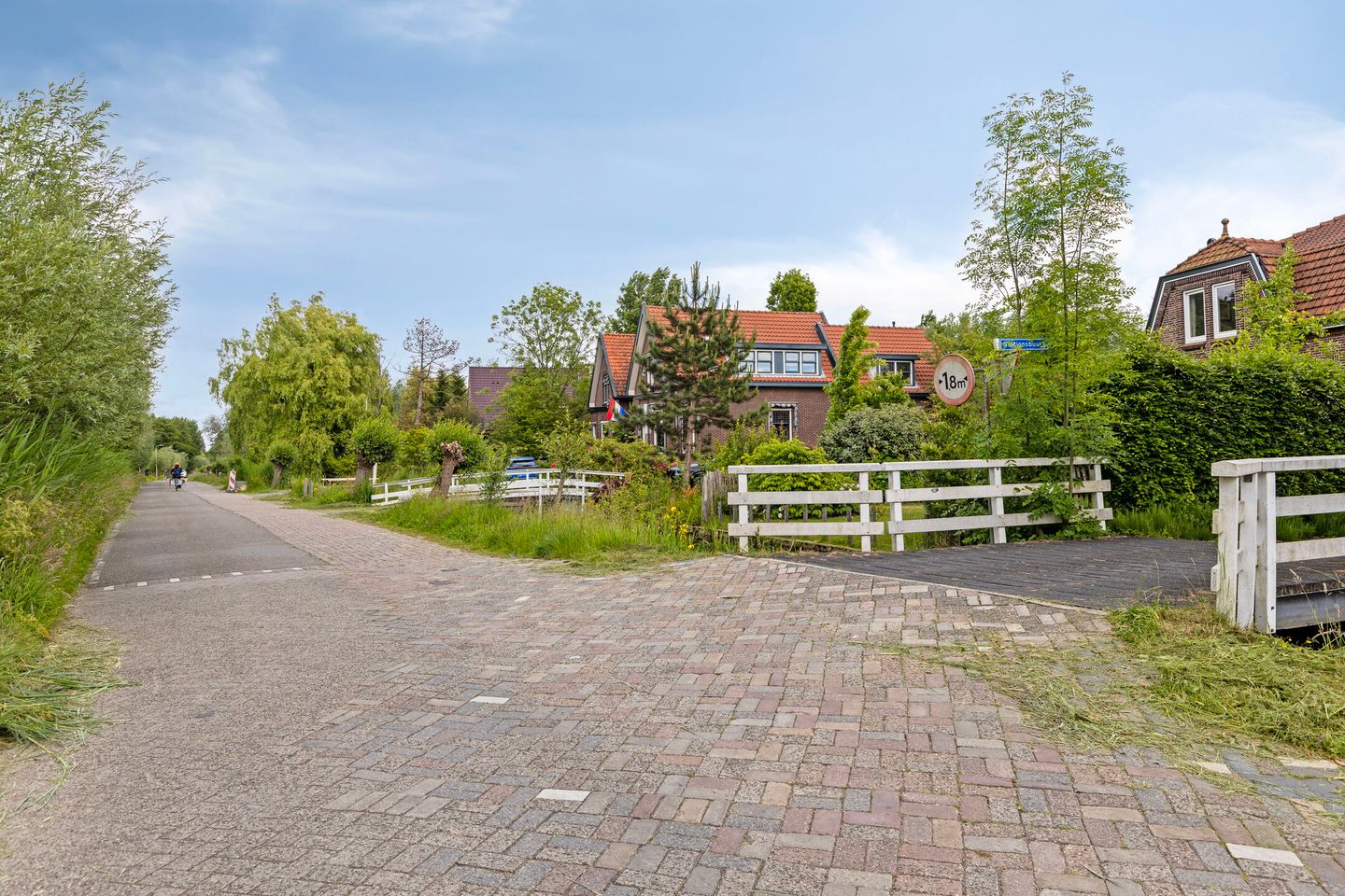 Foto 44 van Stationsbuurt 31