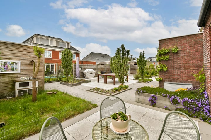 Photo 37 of Koetsierstuin 15