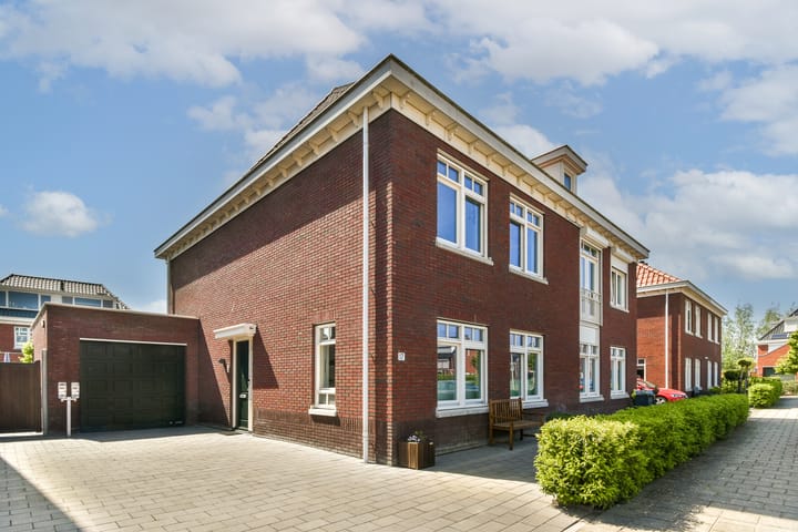 Photo 2 of Koetsierstuin 17