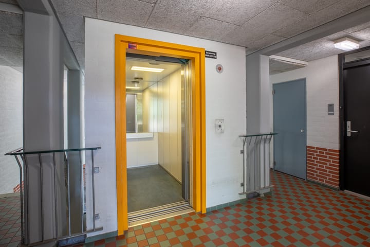 Foto 4 van Sphinxlunet 48-D