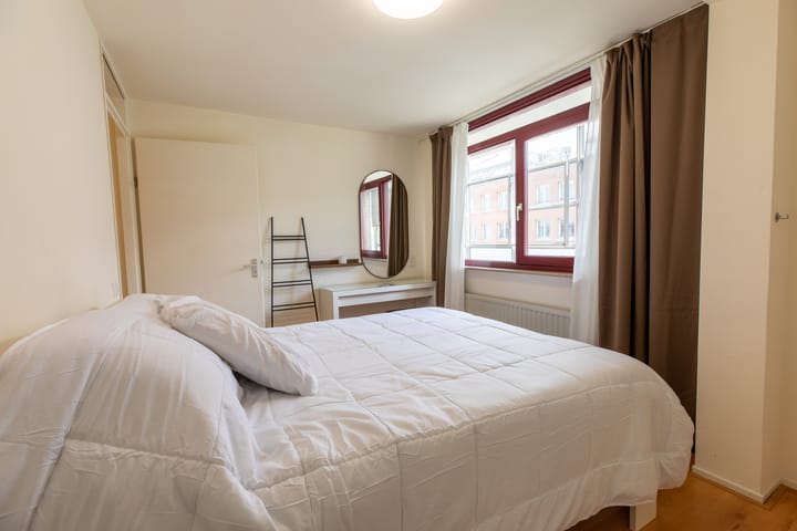 Foto 17 van Sphinxlunet 48-D