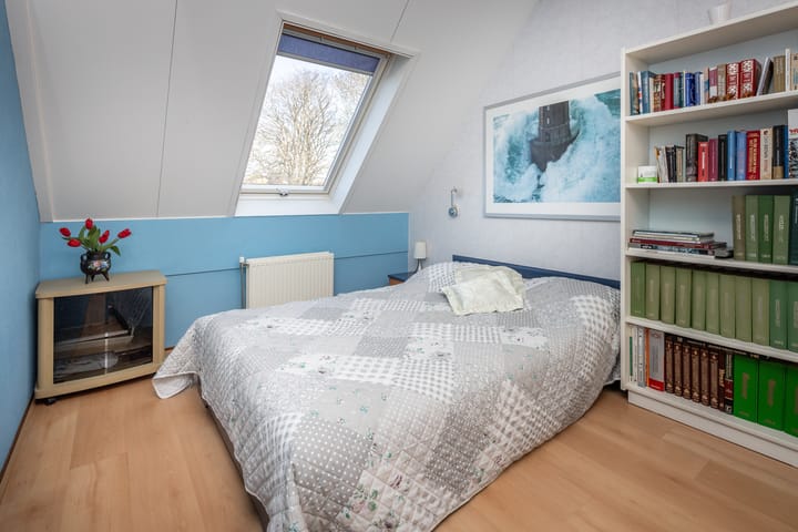 Foto 20 van Middenweg 123