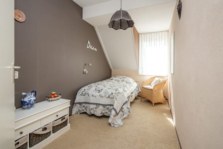 Foto 25 van Middenweg 123