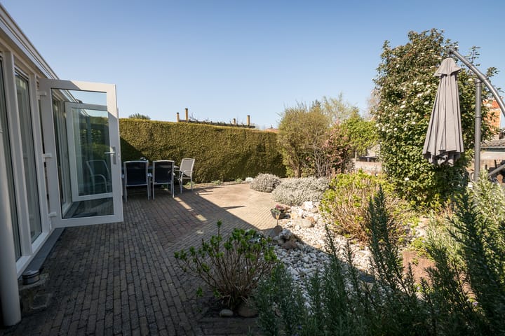 Foto 34 van Middenweg 123