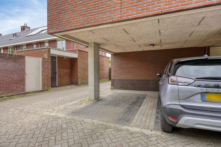 Foto 29 van Admiraal de Ruyterlaan 14-F