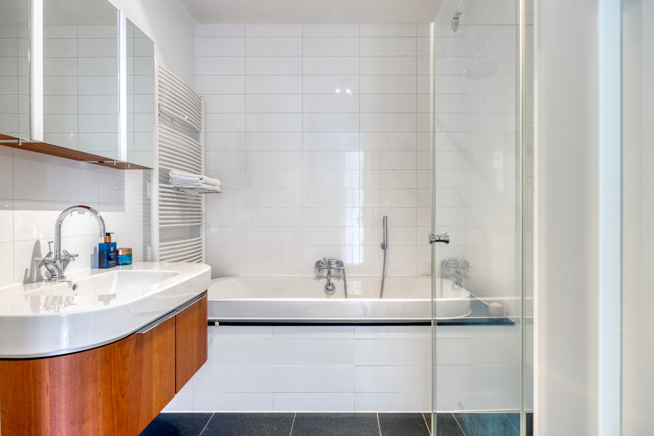 Foto 18 van Admiraal de Ruyterlaan 14-F