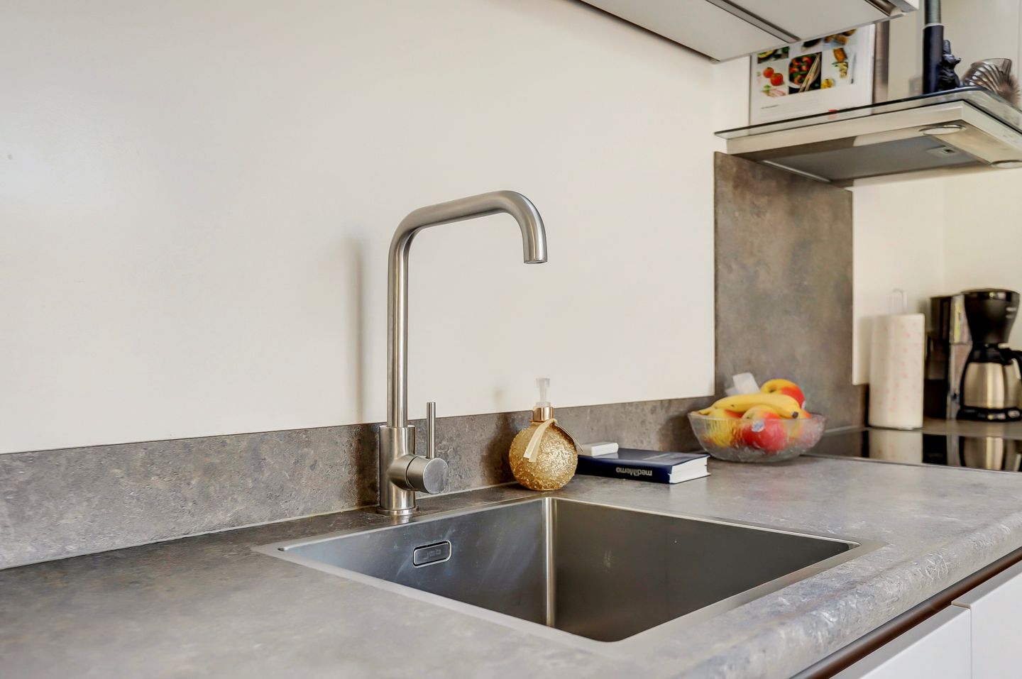 Foto 14 van van Lyndenstraat 7