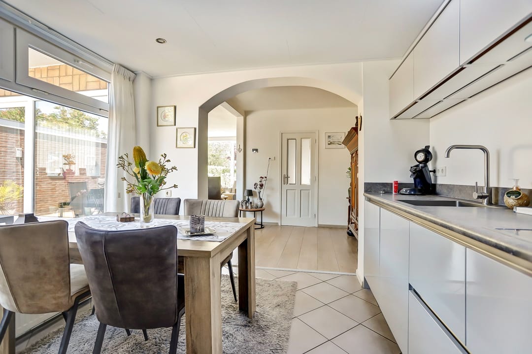 Foto 16 van van Lyndenstraat 7