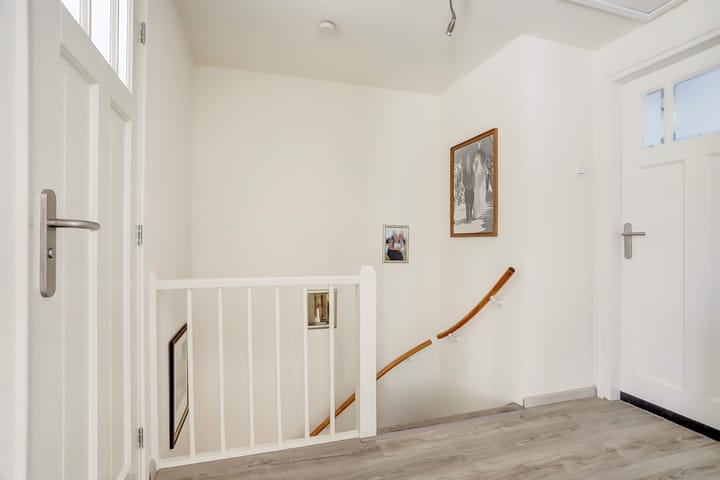 Foto 17 van van Lyndenstraat 7