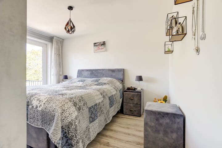 Foto 18 van van Lyndenstraat 7