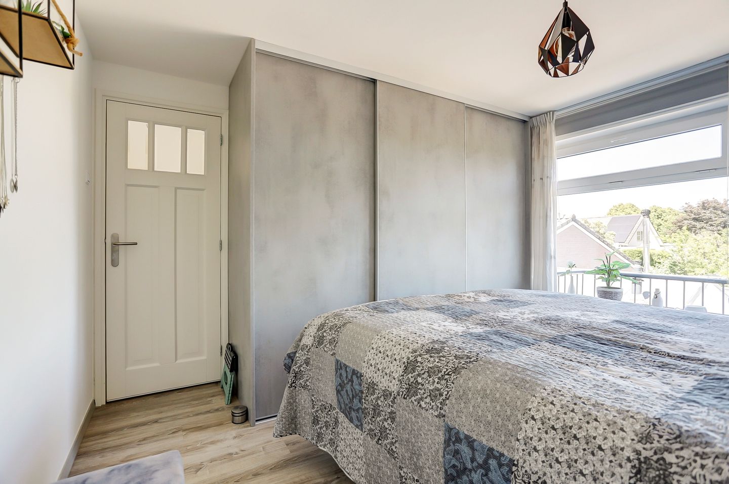 Foto 20 van van Lyndenstraat 7