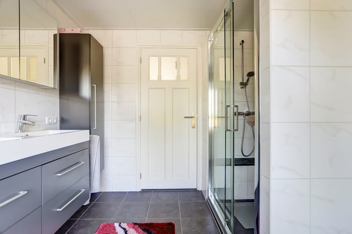 Foto 27 van van Lyndenstraat 7