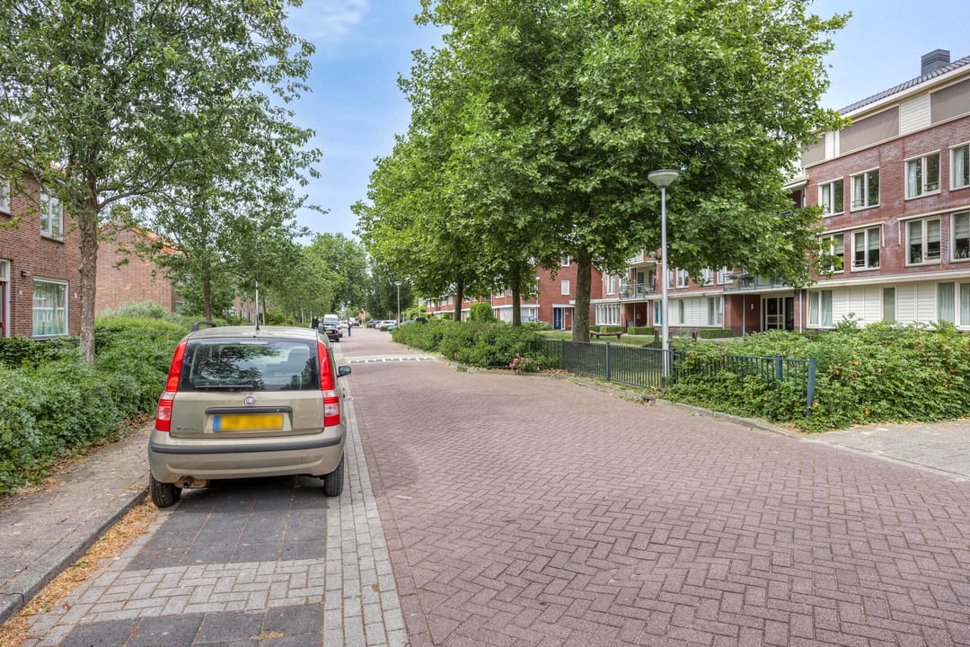 Foto 31 van Admiraal de Ruyterlaan 14-F