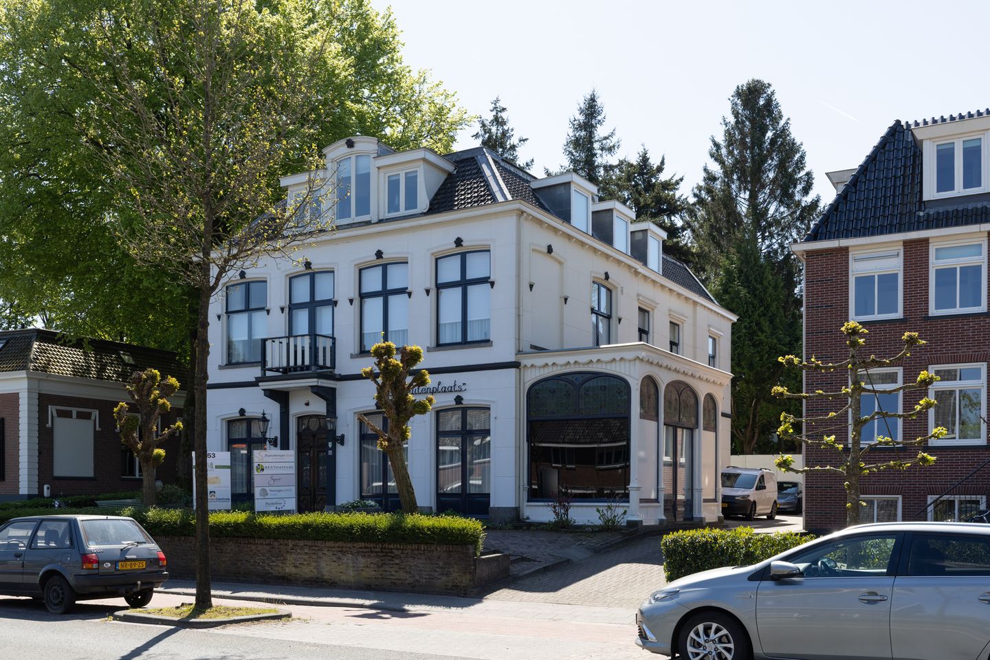 Bekijk foto 2 van Burg Grothestraat 53