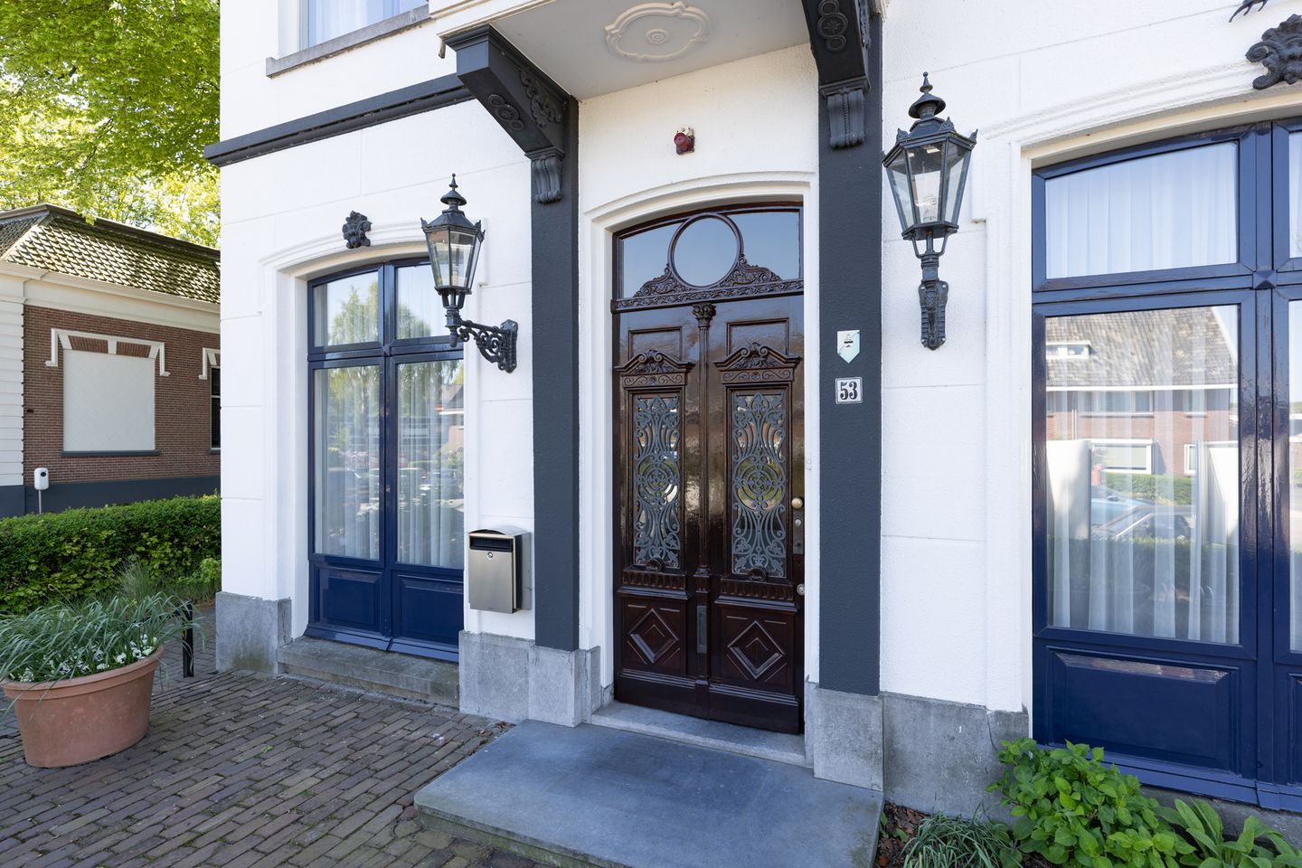 Bekijk foto 4 van Burg Grothestraat 53