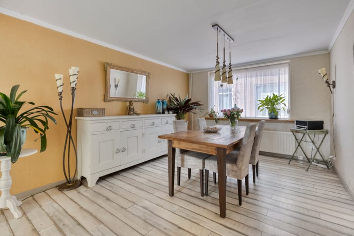 Foto 11 van Hovendsestraat 9