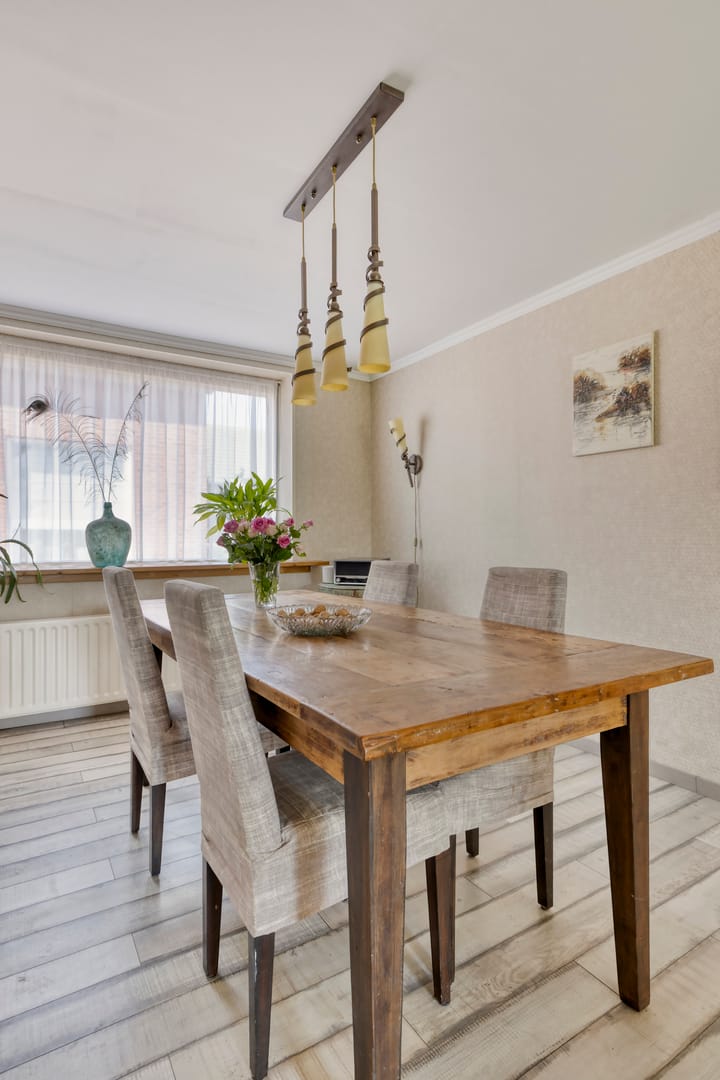 Foto 14 van Hovendsestraat 9