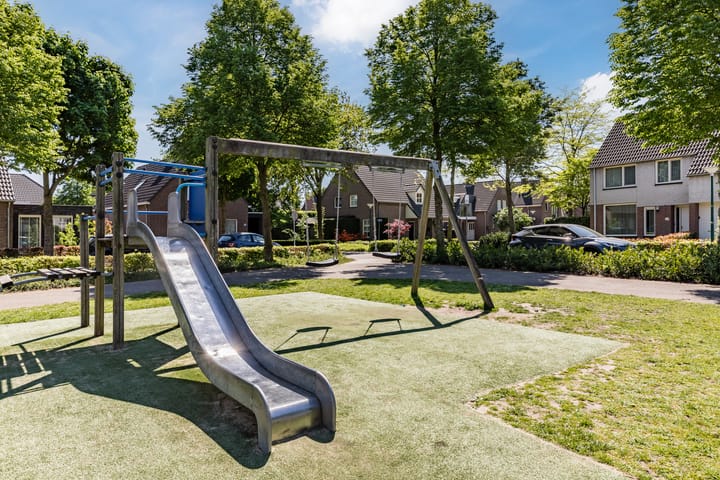 Foto 36 van Weegbree 62