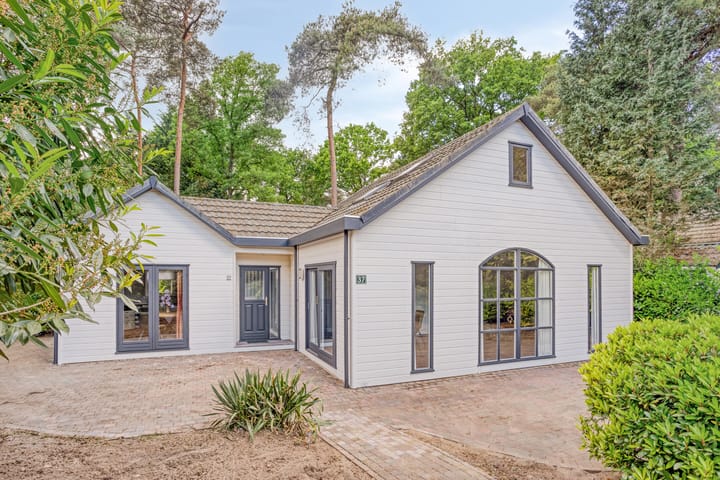 Foto 1 van Potdijk 8-G37