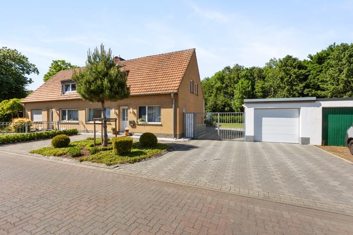 Foto 2 van Hans-Böckler-Straße 3