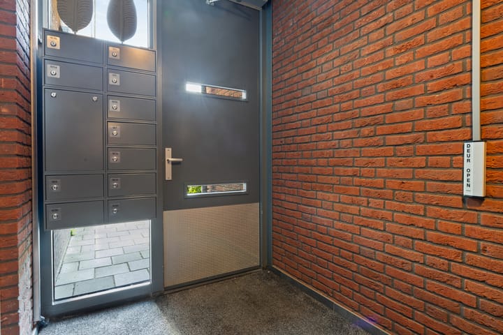 Foto 19 van Grotestraat 165-A