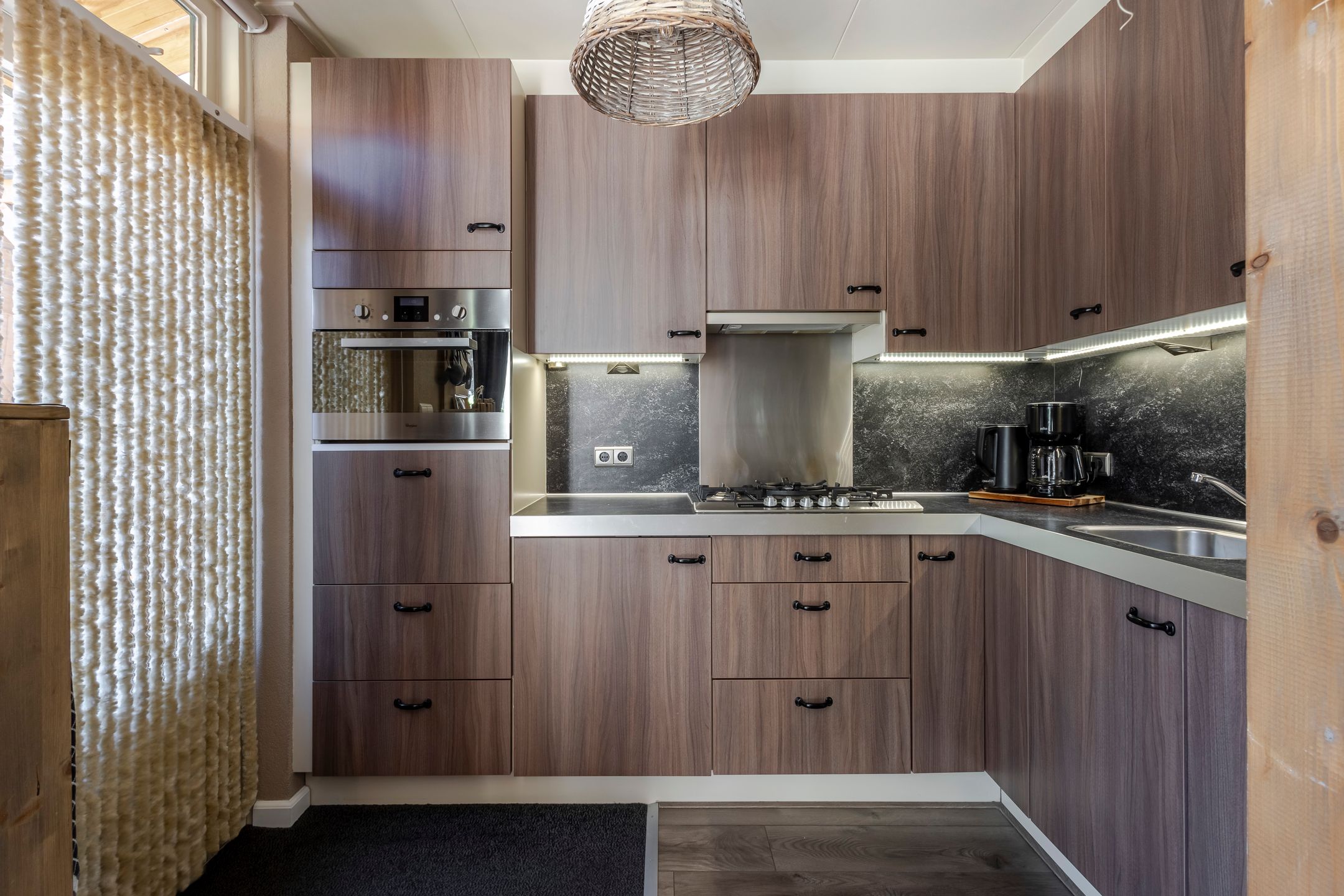 Photo 12 of Groen van Prinstererstraat 6