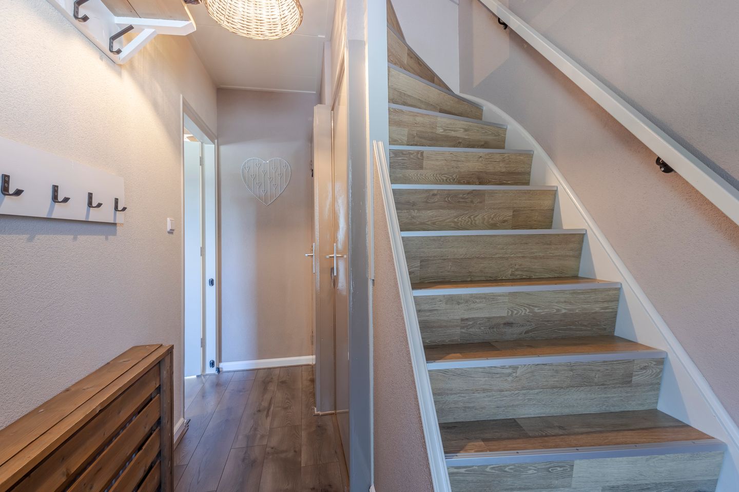 Photo 14 of Groen van Prinstererstraat 6